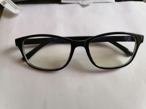 CustomerGlasses2