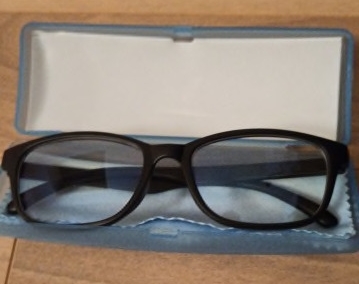 CustomerGlasses3